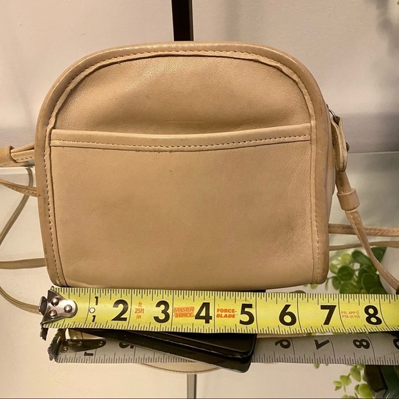 Coach Abbie Leather Crossbody White / Cream - Picture 8 of 10